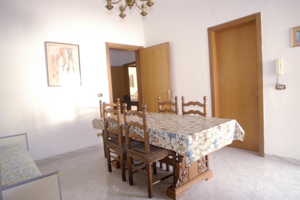 Casa Dei Furnari Lägenhet Collepasso Exteriör bild