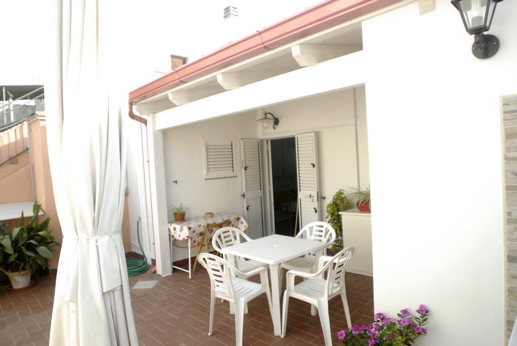 Casa Dei Furnari Lägenhet Collepasso Exteriör bild